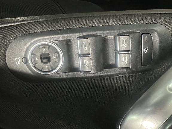 Ford S-MAX 17 of 28