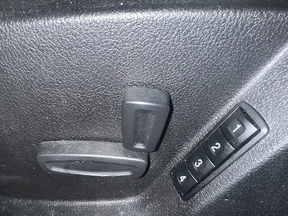 Ford S-MAX 18 of 28