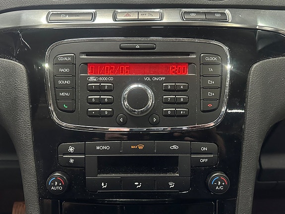 Ford S-MAX 14 of 28