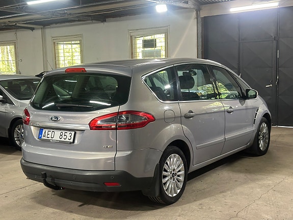Ford S-MAX 5 of 28