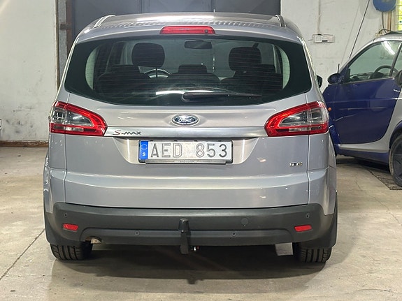 Ford S-MAX 6 of 28