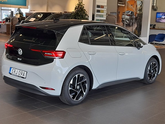 Volkswagen ID.3 3 of 10