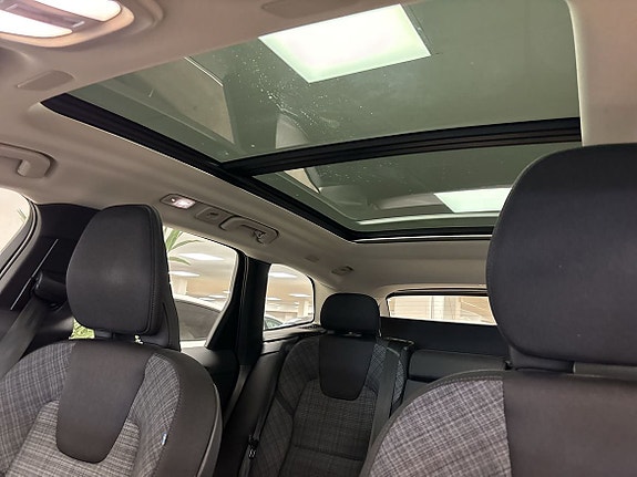 Volvo XC60 12 of 13