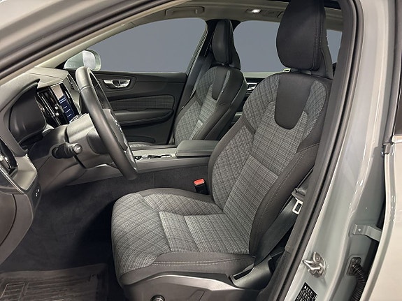 Volvo XC60 6 of 13