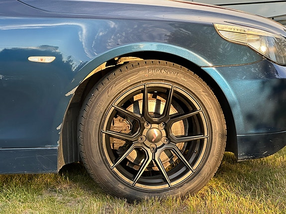 BMW 525i 5 of 15