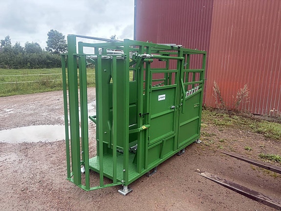 Dinapolis  GS 220 Djurbehandlingsbox