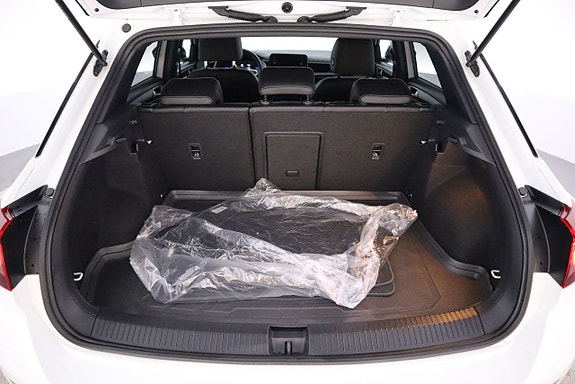 Volkswagen T-Roc 20 of 20