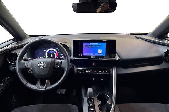 Toyota C-HR 10 of 21