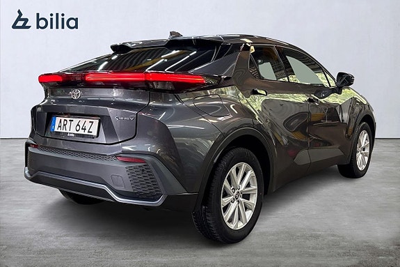 Toyota C-HR 19 of 21