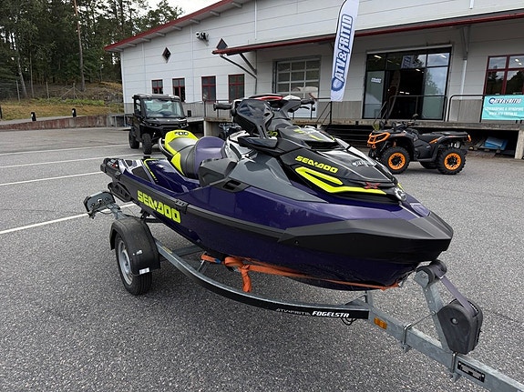Begagnad. Sea-Doo RXT X RS Audio 300 2021. Endast 31 h