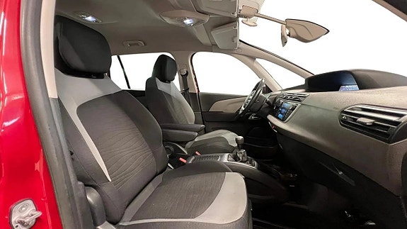 Citroen Grand C4 Picasso 16 of 24