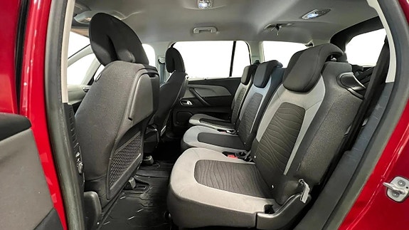 Citroen Grand C4 Picasso 11 of 24