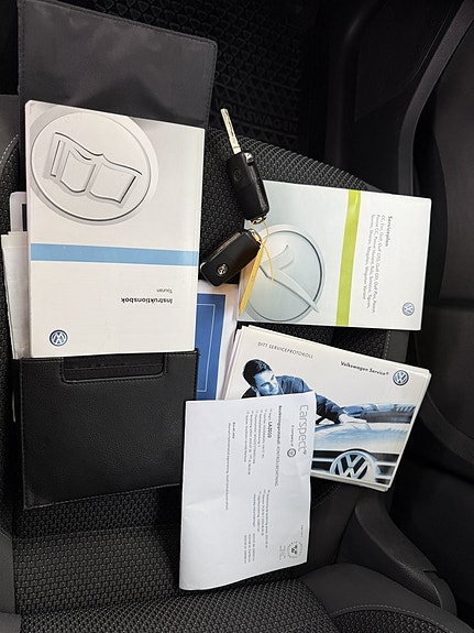 Volkswagen Touran 21 of 27
