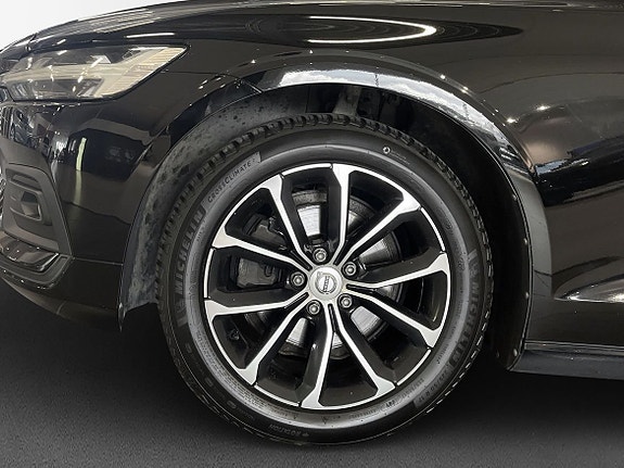 Volvo V60 8 of 15
