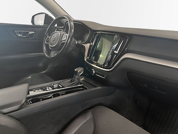 Volvo V60 12 of 15