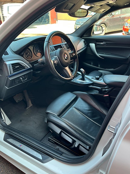 BMW M135i 11 of 17