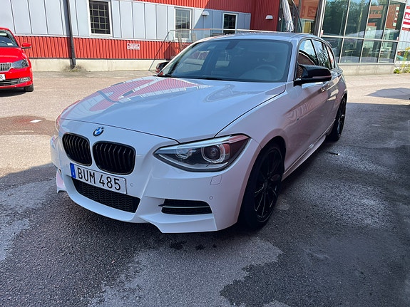 BMW M135i 12 of 17