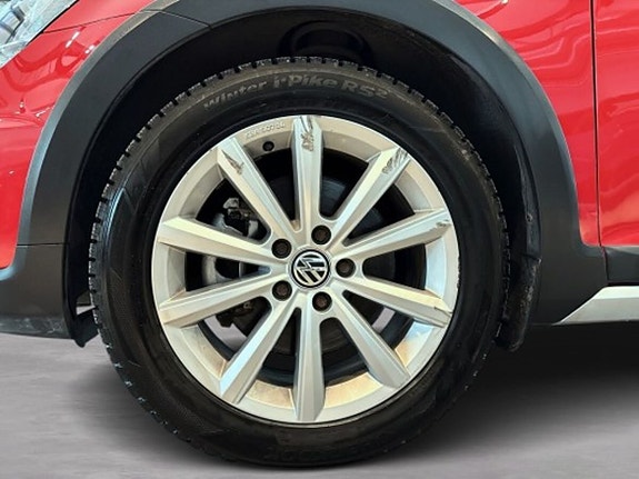 Volkswagen Golf Alltrack 8 of 15
