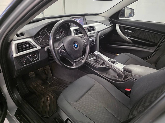 BMW 320d 5 of 9