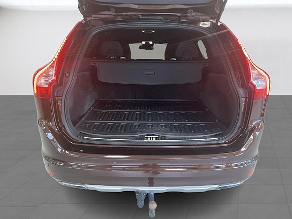 Volvo XC60 10 of 10
