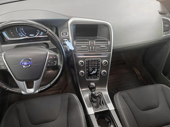 Volvo XC60 8 of 10