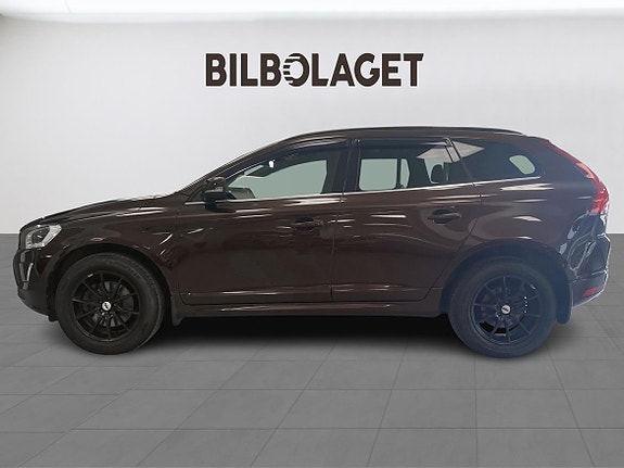 Volvo XC60 2 of 10