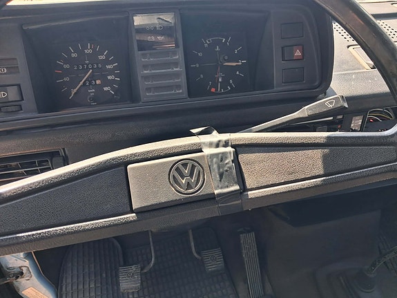 Volkswagen Transporter 6 of 7