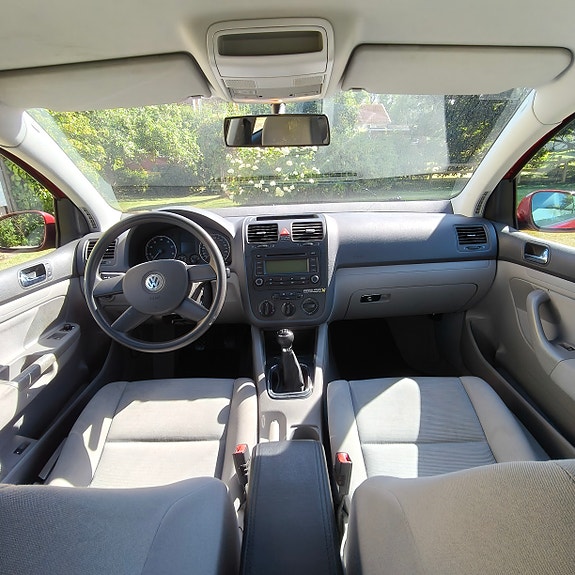 Volkswagen Golf V 12 of 17