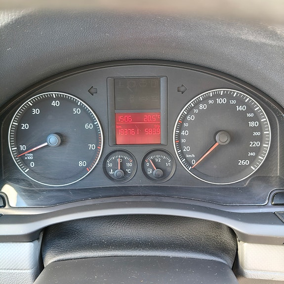 Volkswagen Golf V 14 of 17