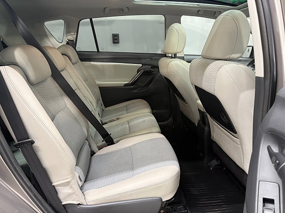 Toyota Verso 12 of 22