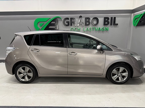 Toyota Verso 6 of 22