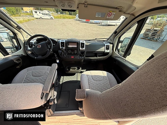 Malibu 640 VAN 640 GT 9 of 17