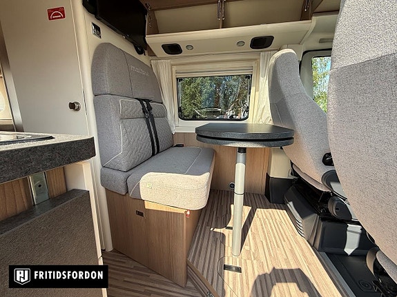 Malibu 640 VAN 640 GT 14 of 17