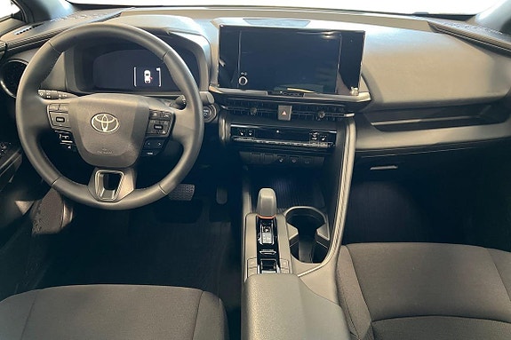 Toyota C-HR 10 of 21