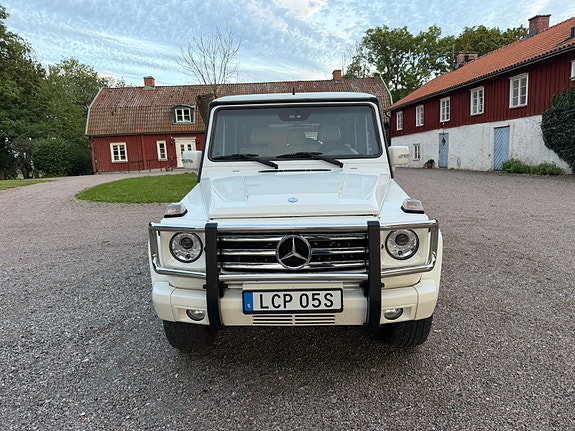 Mercedes-Benz G55 6 of 11