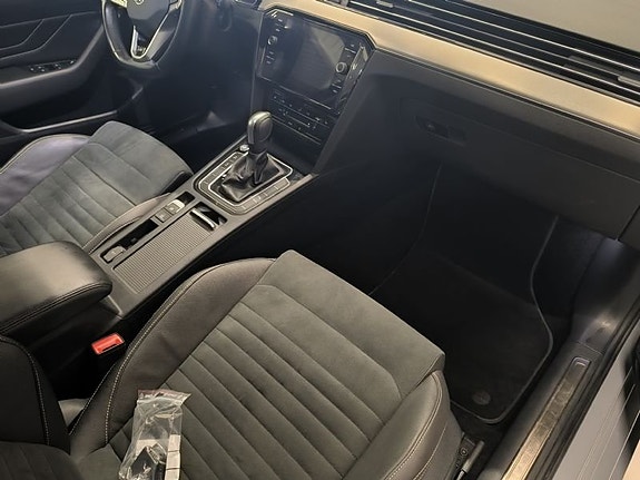 Volkswagen Passat 10 of 10