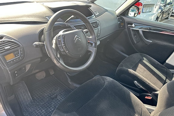 Citroen Grand C4 Picasso 18 of 26