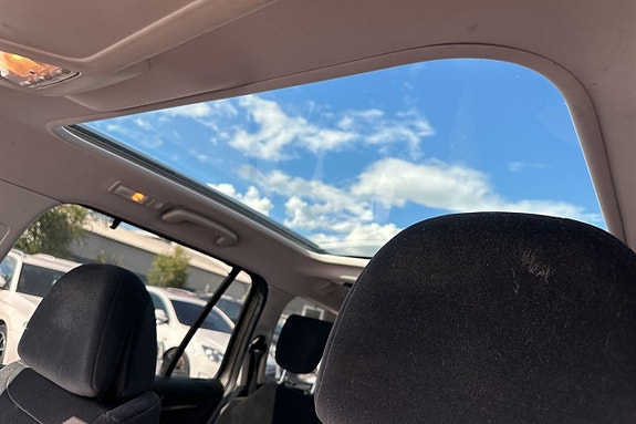 Citroen Grand C4 Picasso 21 of 26