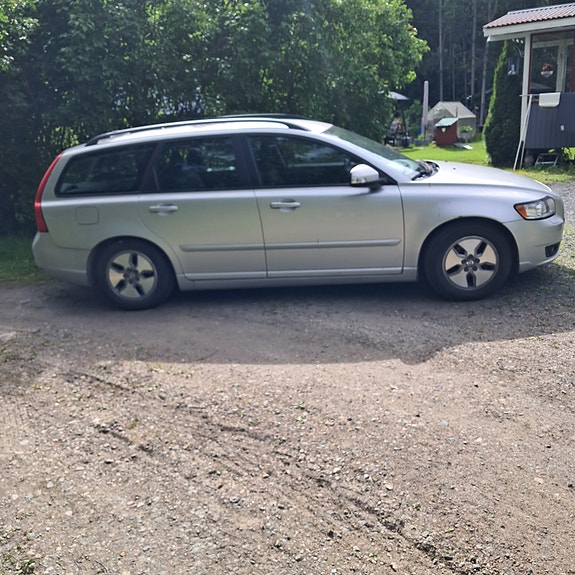 Volvo V50 7 of 7