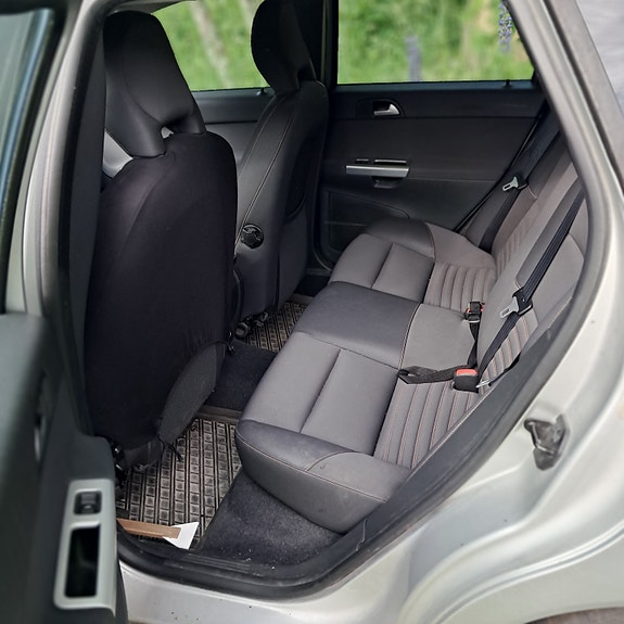 Volvo V50 6 of 7