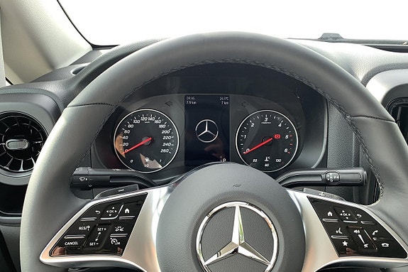 Mercedes-Benz Vito 119 9 of 12