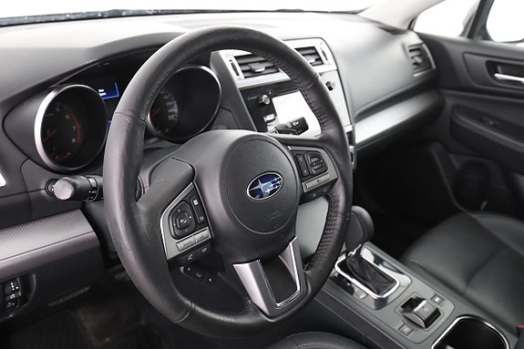 Subaru Outback 12 of 30