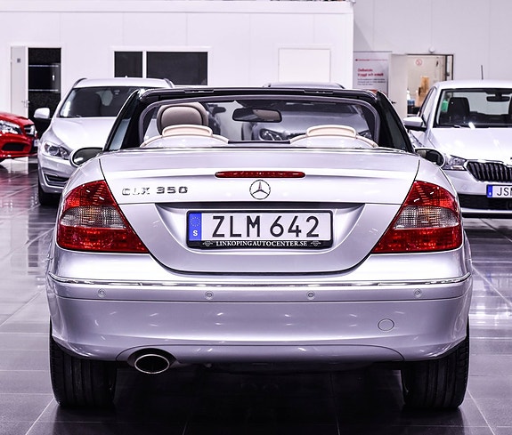 Mercedes-Benz CLK350 6 of 17