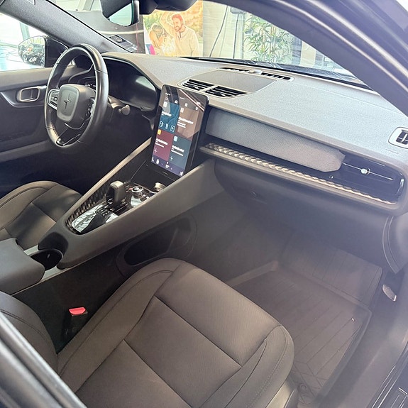 Polestar 2 15 of 21