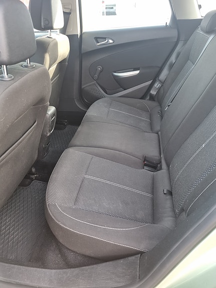 Opel Astra 6 of 9