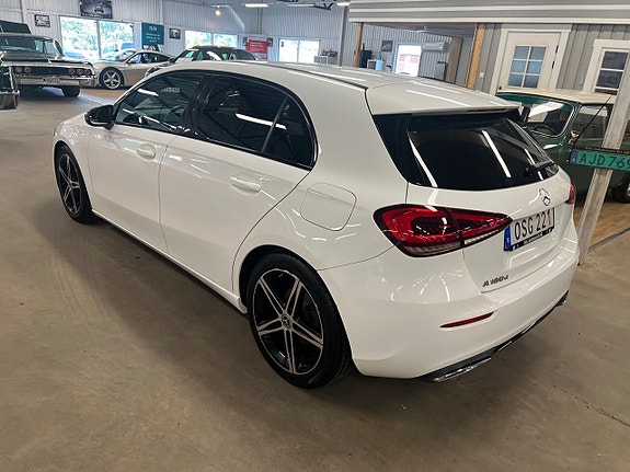 Mercedes-Benz A180 6 of 11