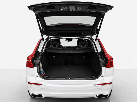 Volvo XC60 6 of 16