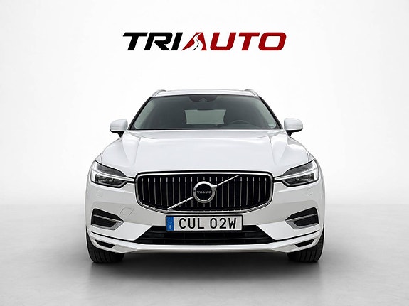 Volvo XC60 2 of 16