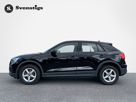 Audi Q2 2 of 12