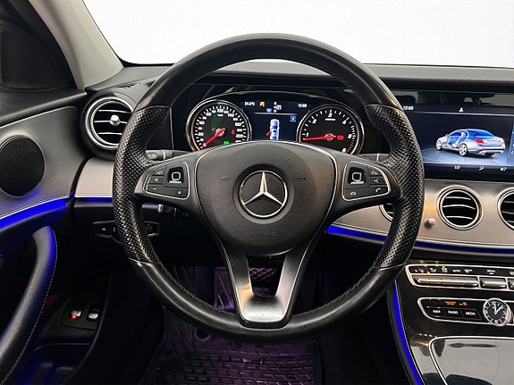 Mercedes-Benz E200 d 14 of 30